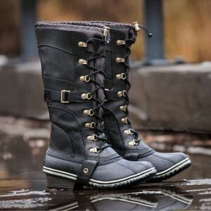 SOREL Carly Conquest Boots